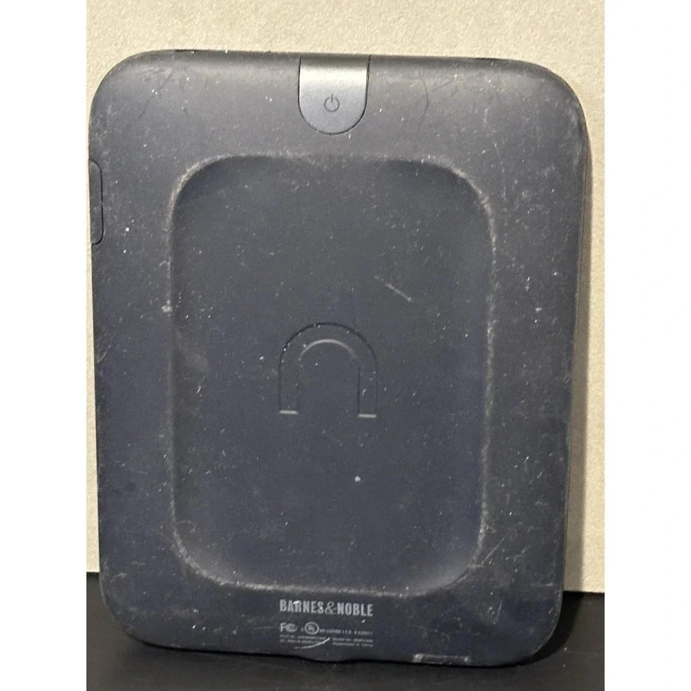 Barnes & Noble Nook Model No. Bmrv300 (tested & Working )‎ Comes With Charger